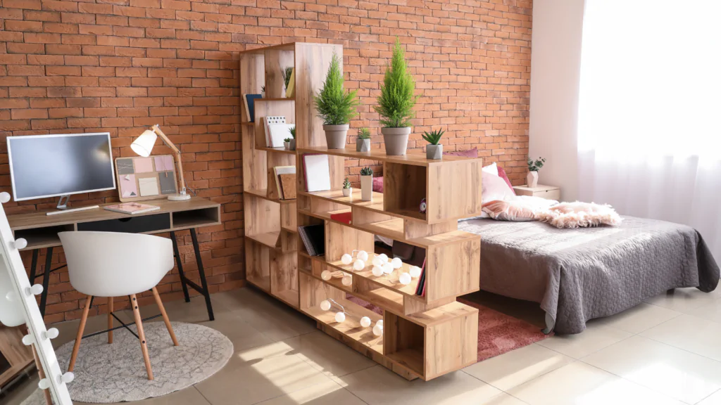 Ambiente compacto com soluções inteligentes de organização e layout