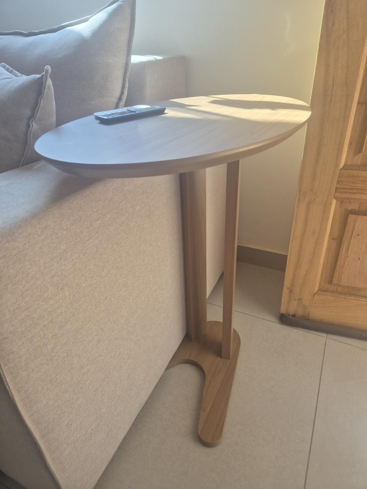 Detalhes da mesa Dalla Costa